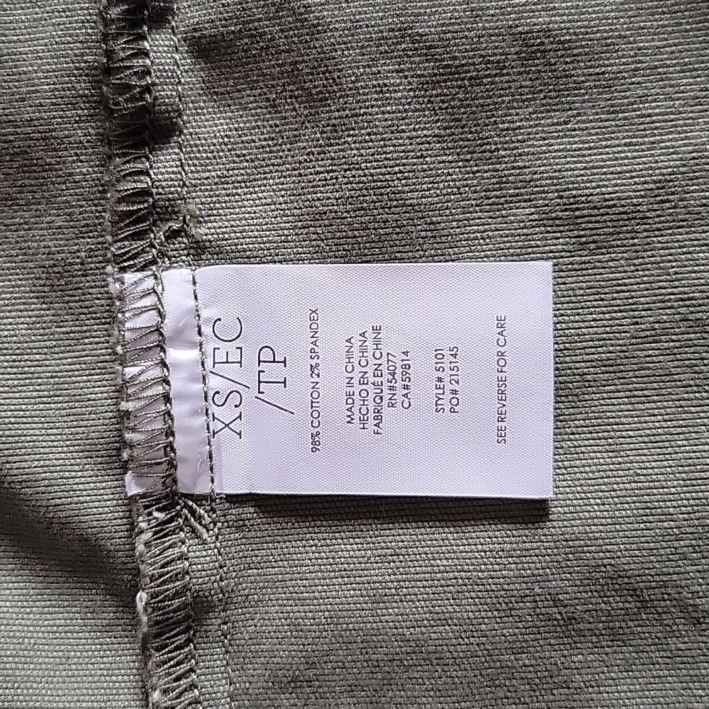 CAbi Vest - Picture 7 of 7